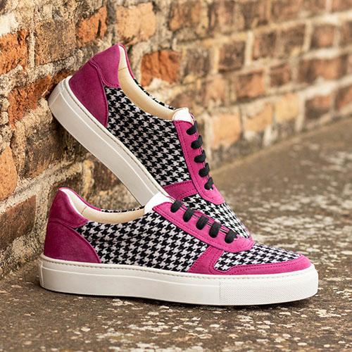 Trainer ante rosa y tejido pata de gallo sartorial